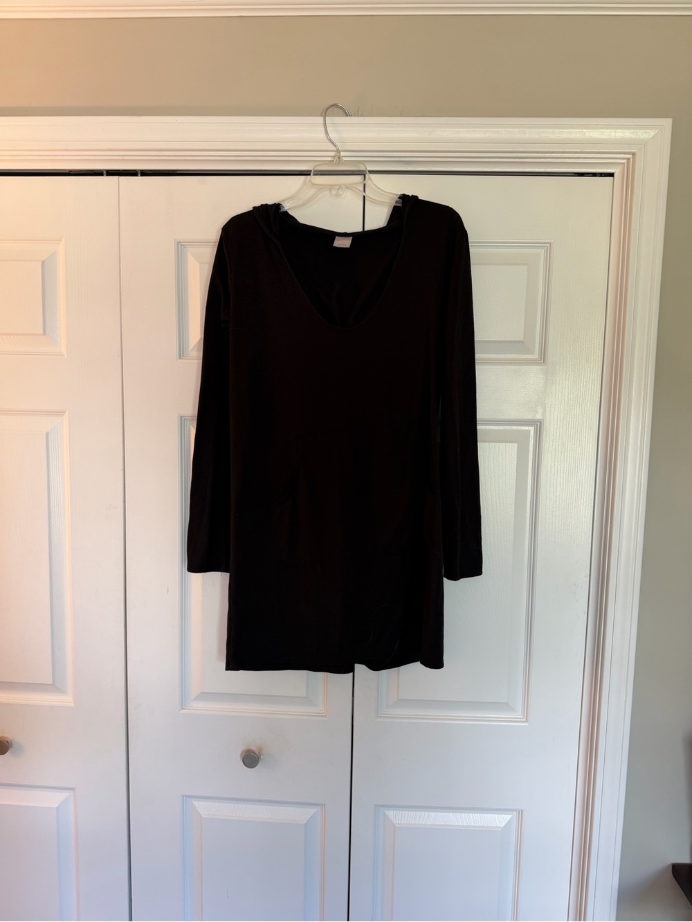 Merona Black V-Neck Long Sleeve Tunic Top